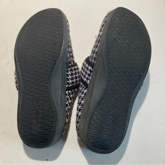 VIONIC Sz 10 Indulge Carlin Slip On Lined Mules  Clogs Slippers - Picture 8 of 13